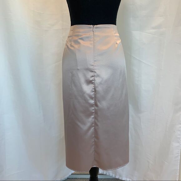 RO & DE beige satin effect ruched skirt Sz L NWT - Picture 5 of 12